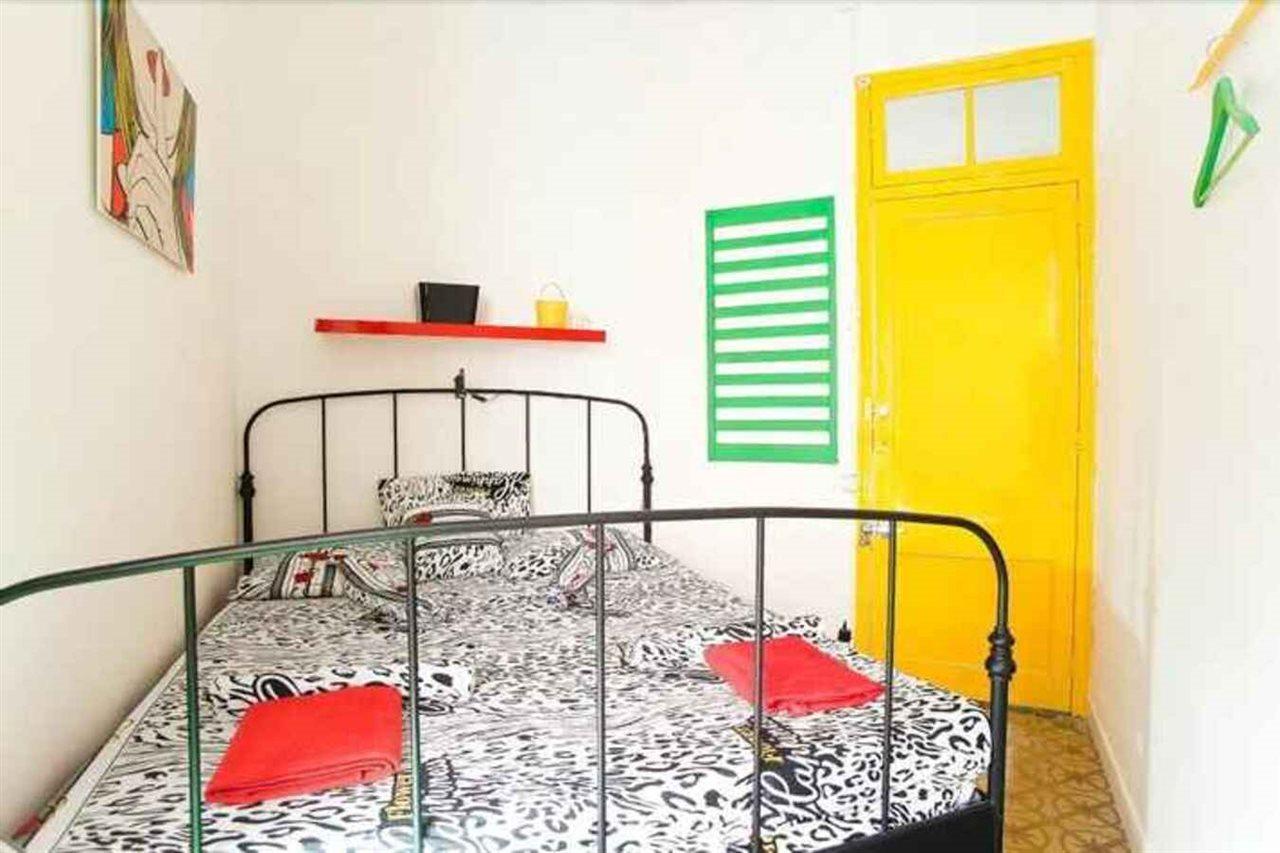 Bed and Breakfast Casa Trianon Барселона Экстерьер фото