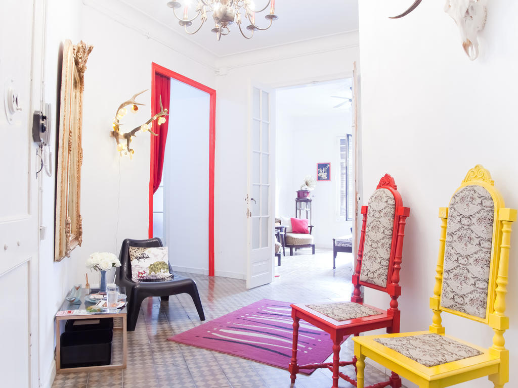Bed and Breakfast Casa Trianon Барселона Экстерьер фото
